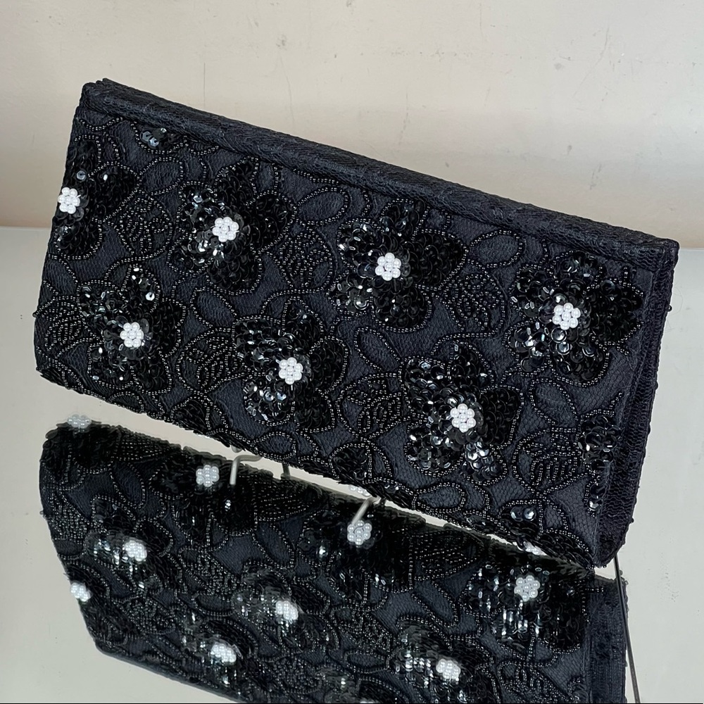 Embellished Floral Clutch